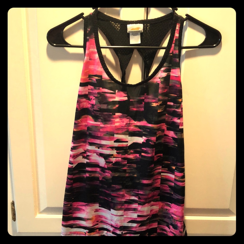 Super cute Active tank top!